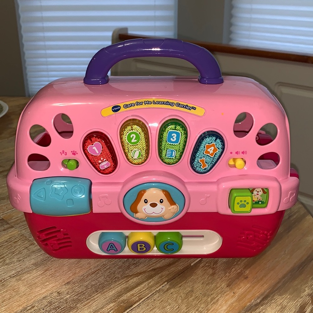 Vetch pet carrier pink toy works